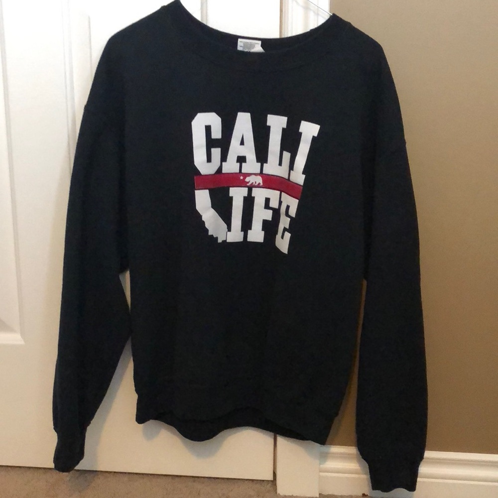 Gildan “Cali Life” Crewneck